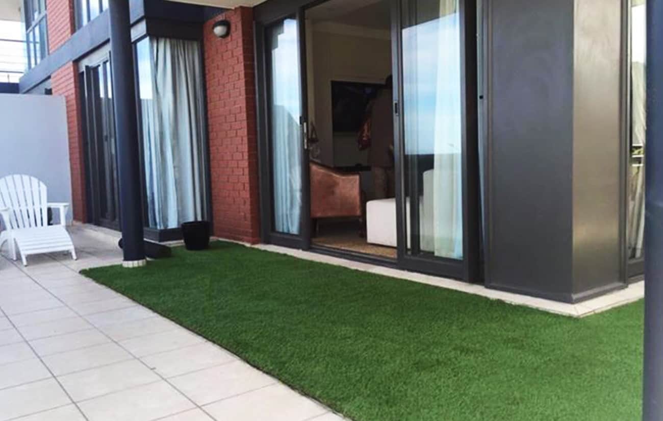 Easigrass Small Balcony Patio