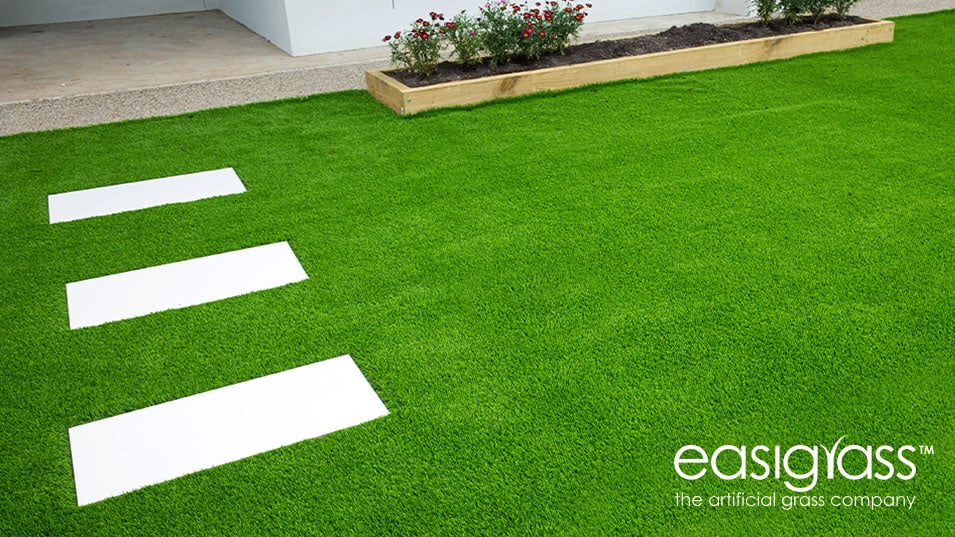 Clean Artificial Grass Garden