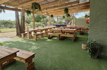 artificial grass commercial restaurant 2