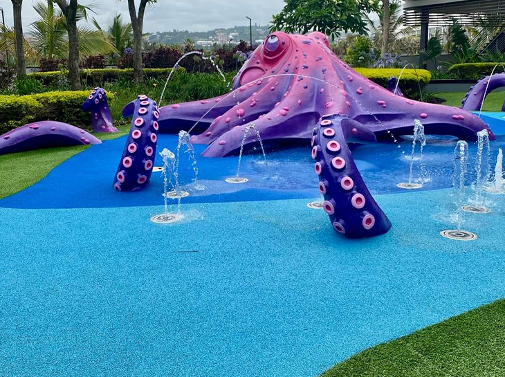 artificial grass play area octopus