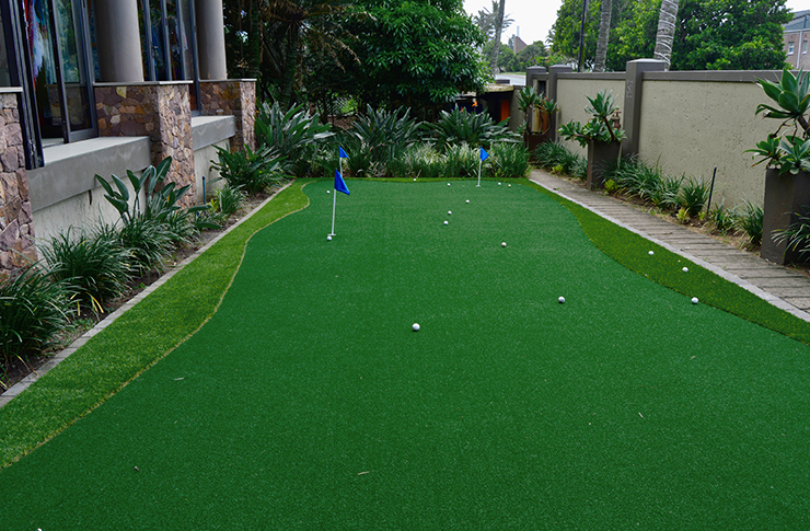 artificial golf surfaces 1 (740x485)
