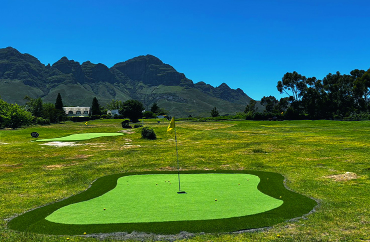 artificial golf surfaces 6 (740x485)