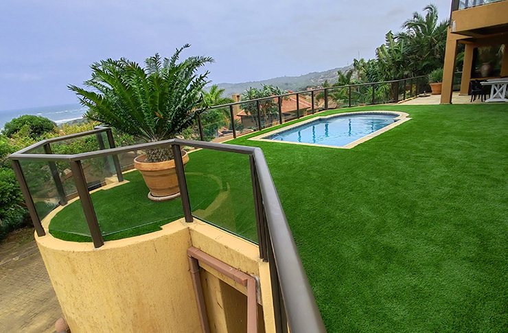 commercial balcony(740x485)